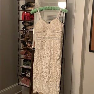 👗White Lace Bodycon Dress👗